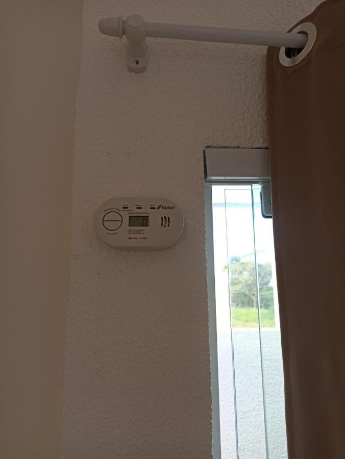 Апартаменты Seu Ap No Litoral! Loft, Studio, Kitnet Em Перуиби Экстерьер фото